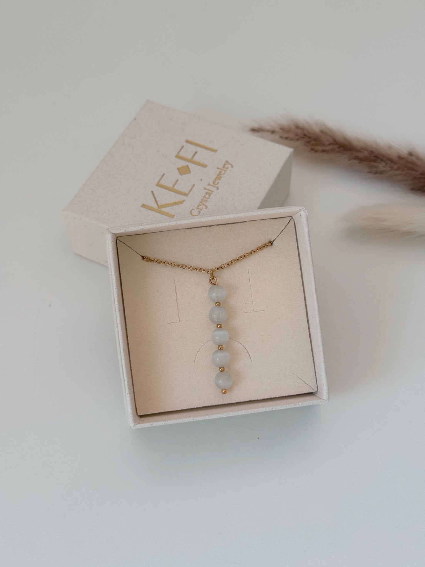 Colar simples Selenite