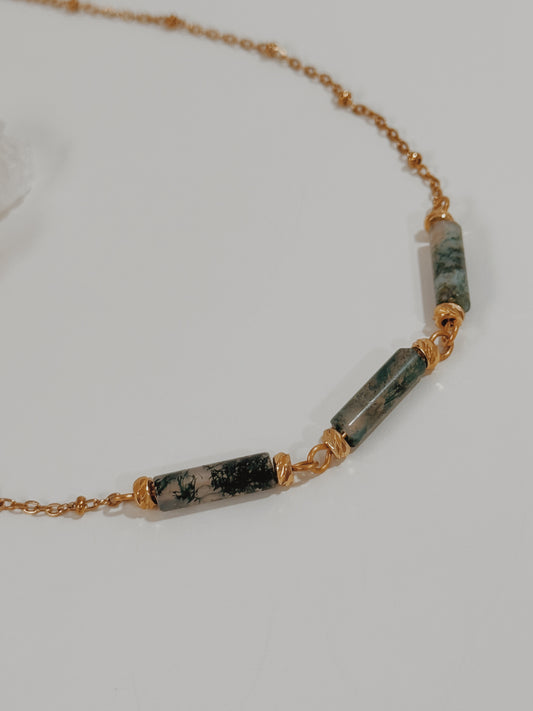 Colar Nory Agata Musgo