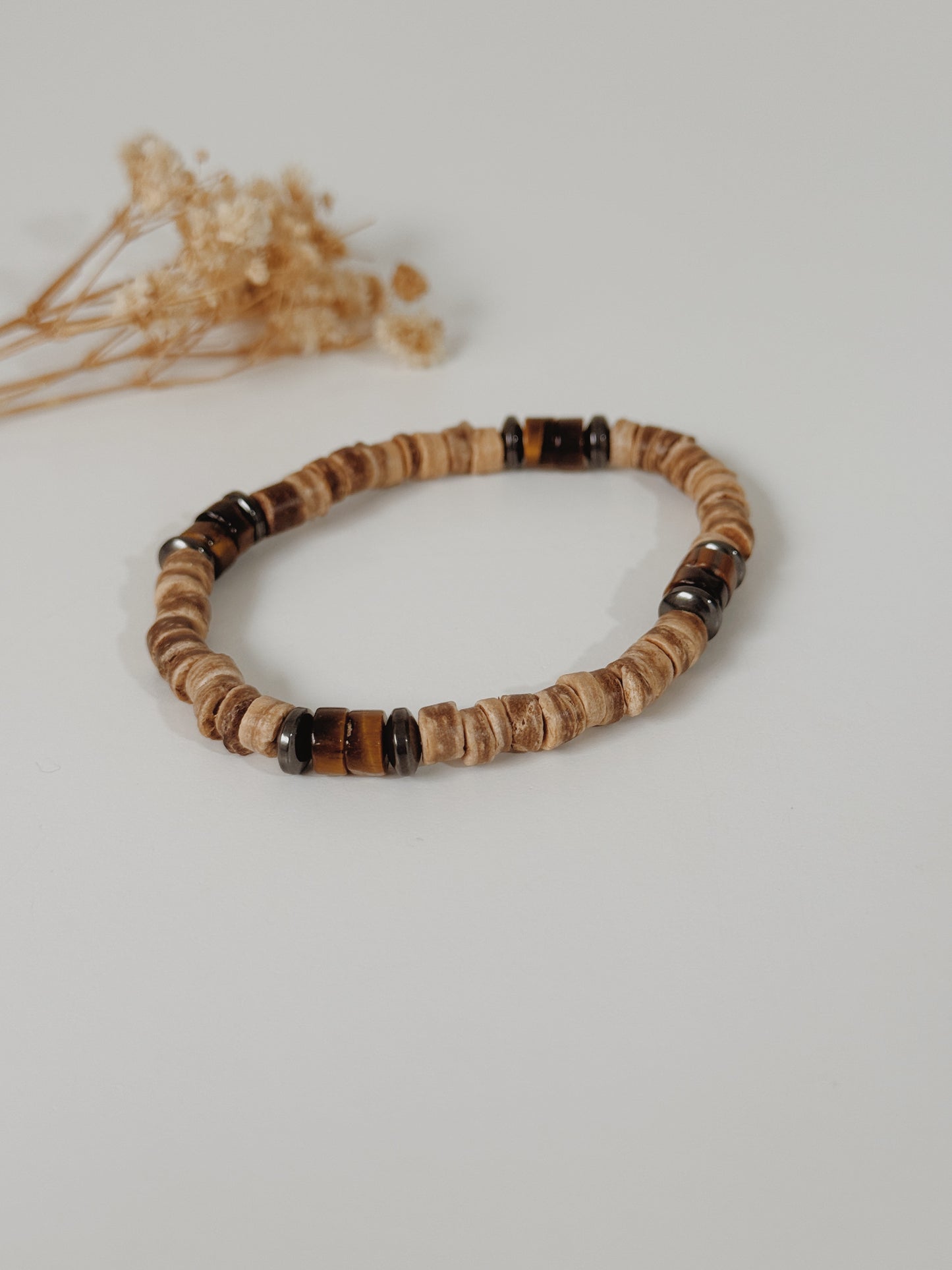 Pulseira Heishi Olho de Tigre