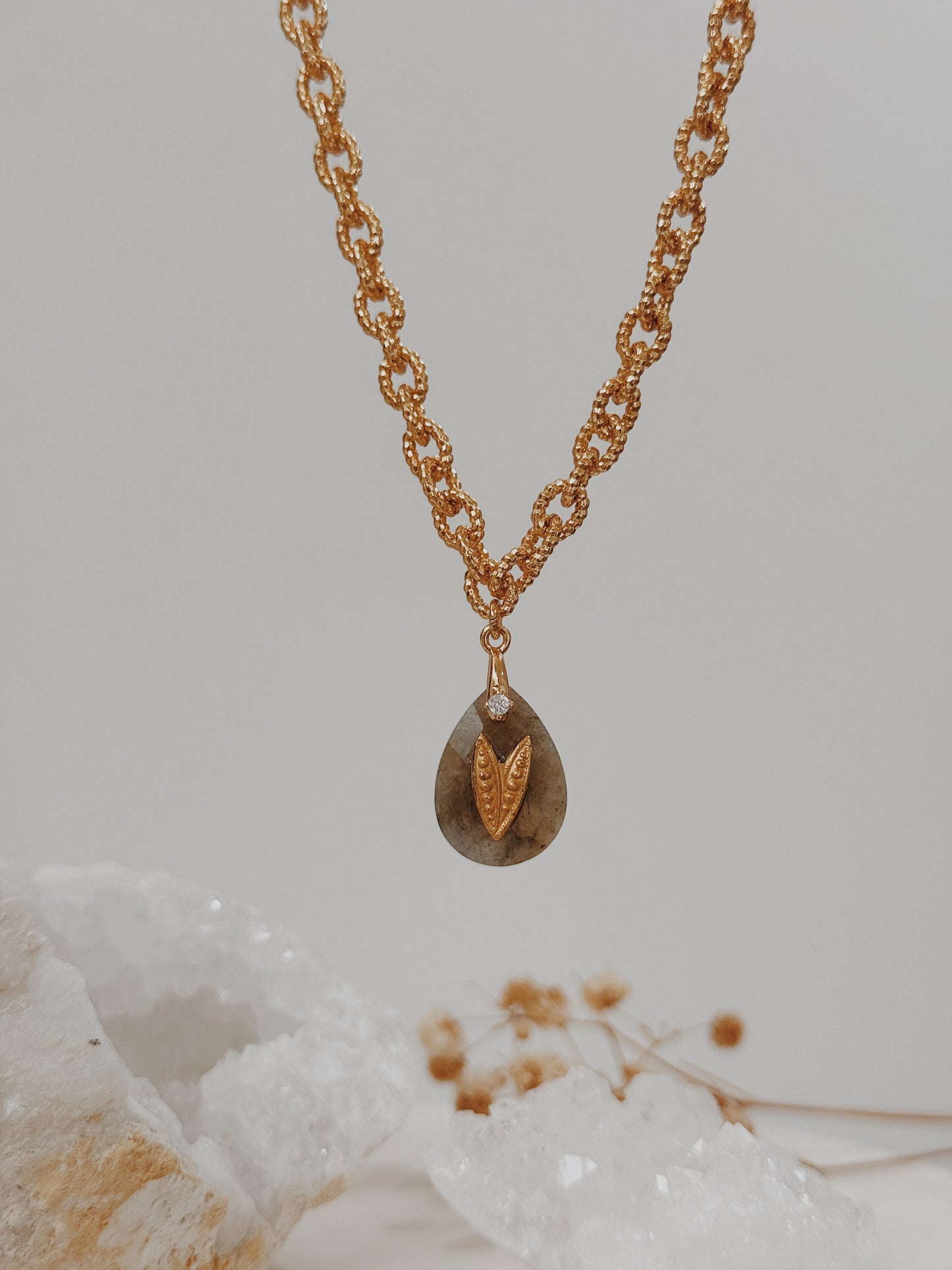 Colar Isha Labradorite