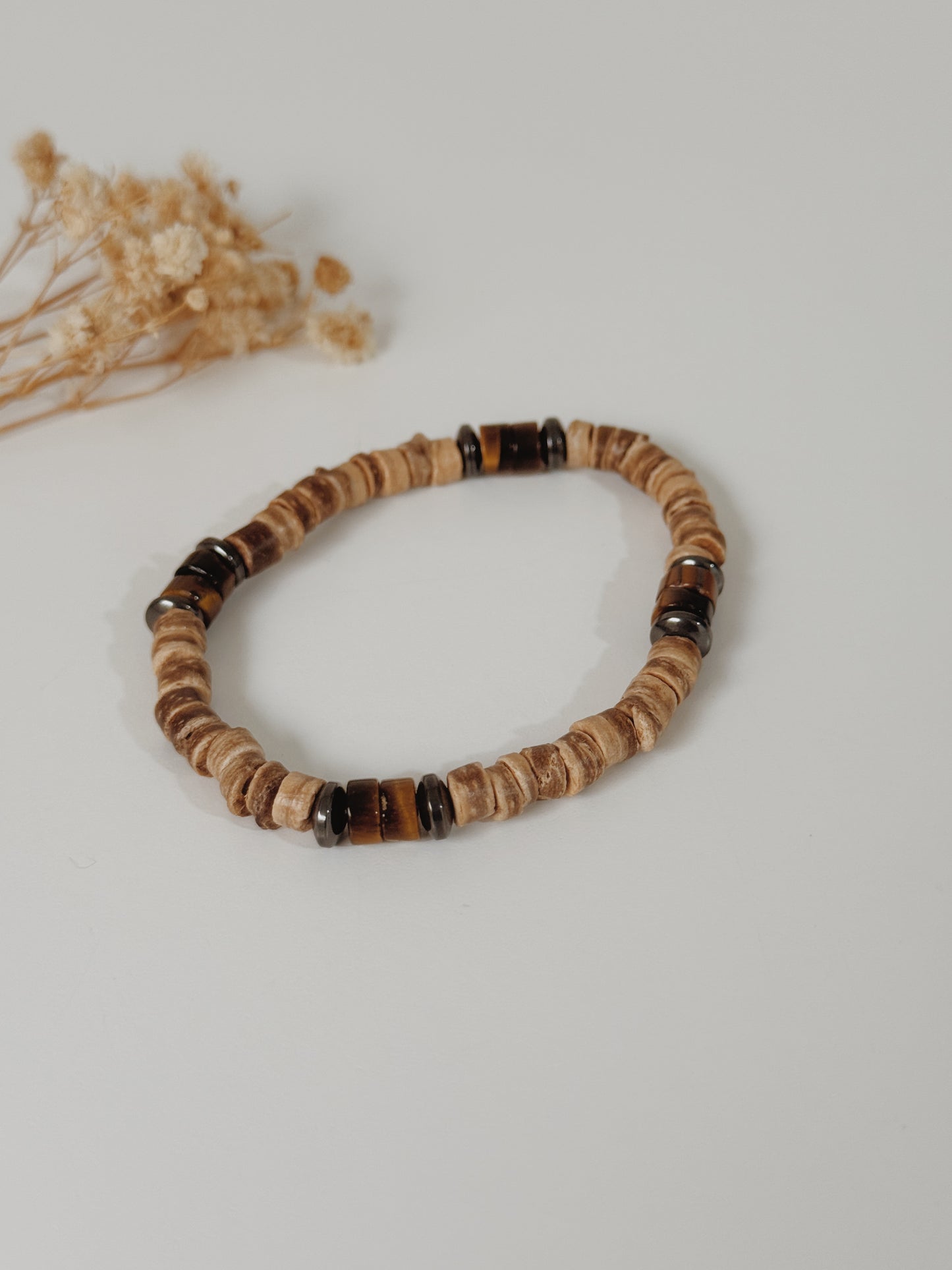 Pulseira Heishi Olho de Tigre