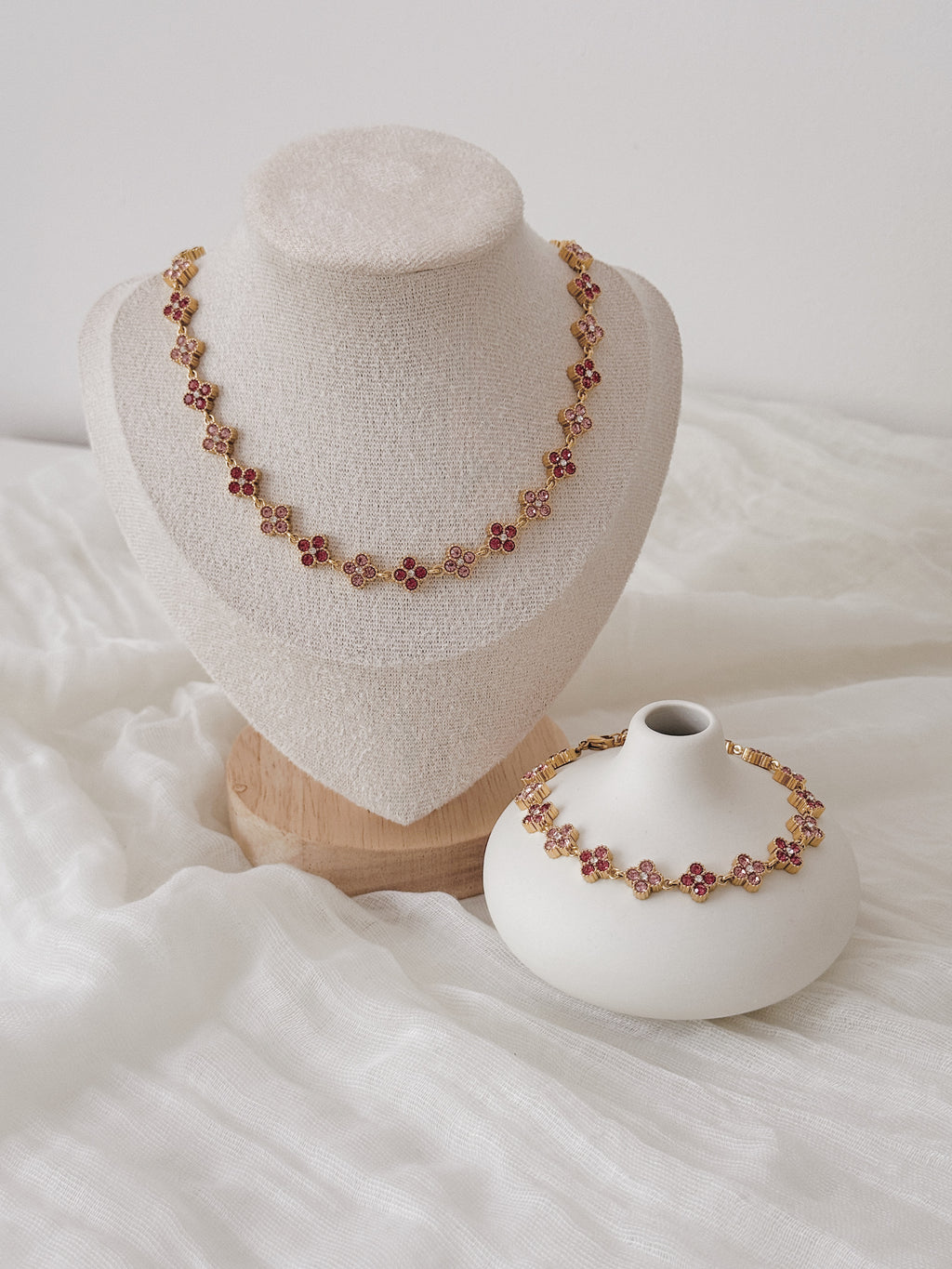Colar Golden Clover | rosa