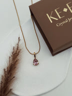 Colar gota rosa