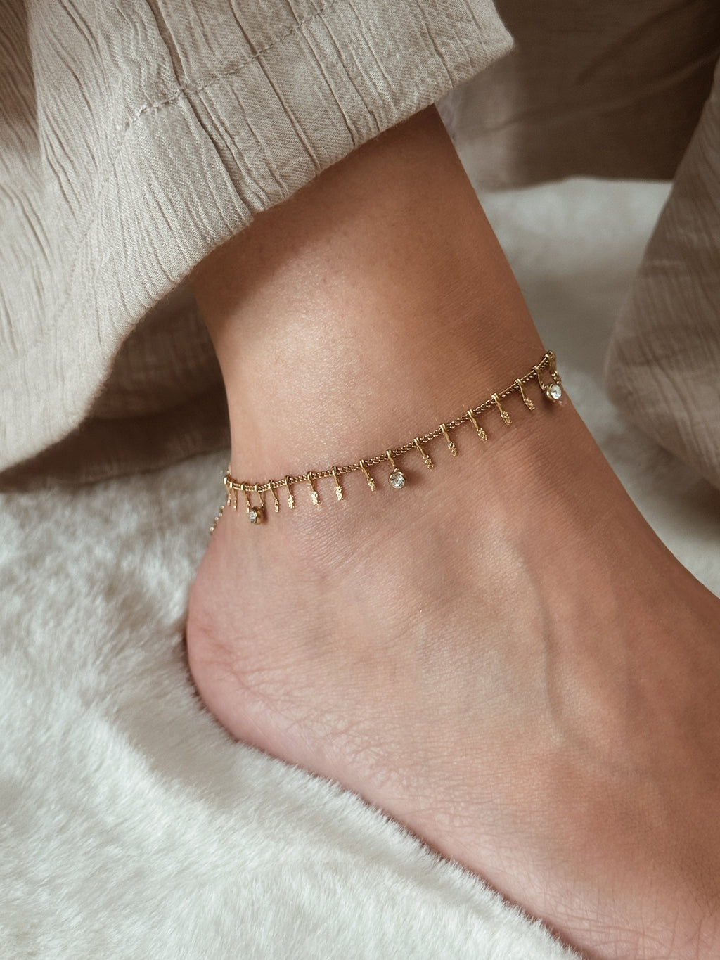 Pulseira de pé | pendentes zirconias