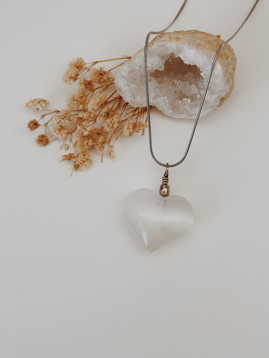 Colar Coração Selenite