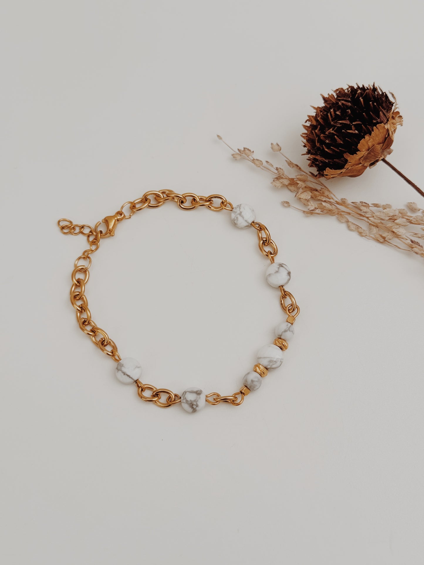 Pulseira Calantis Howlite