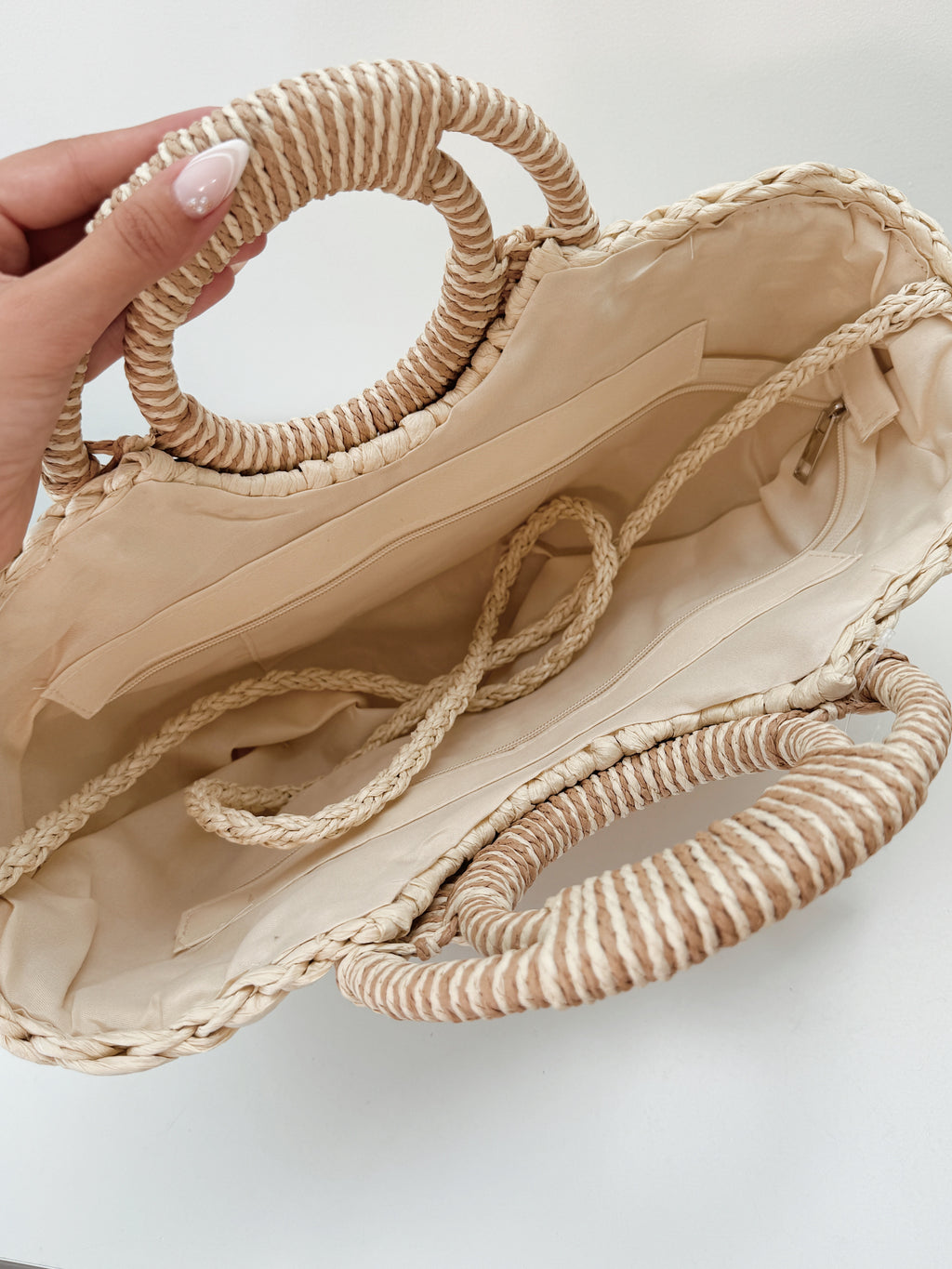 Mala Santorini | Shopper