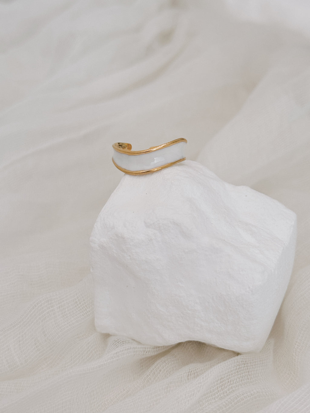 Anel White