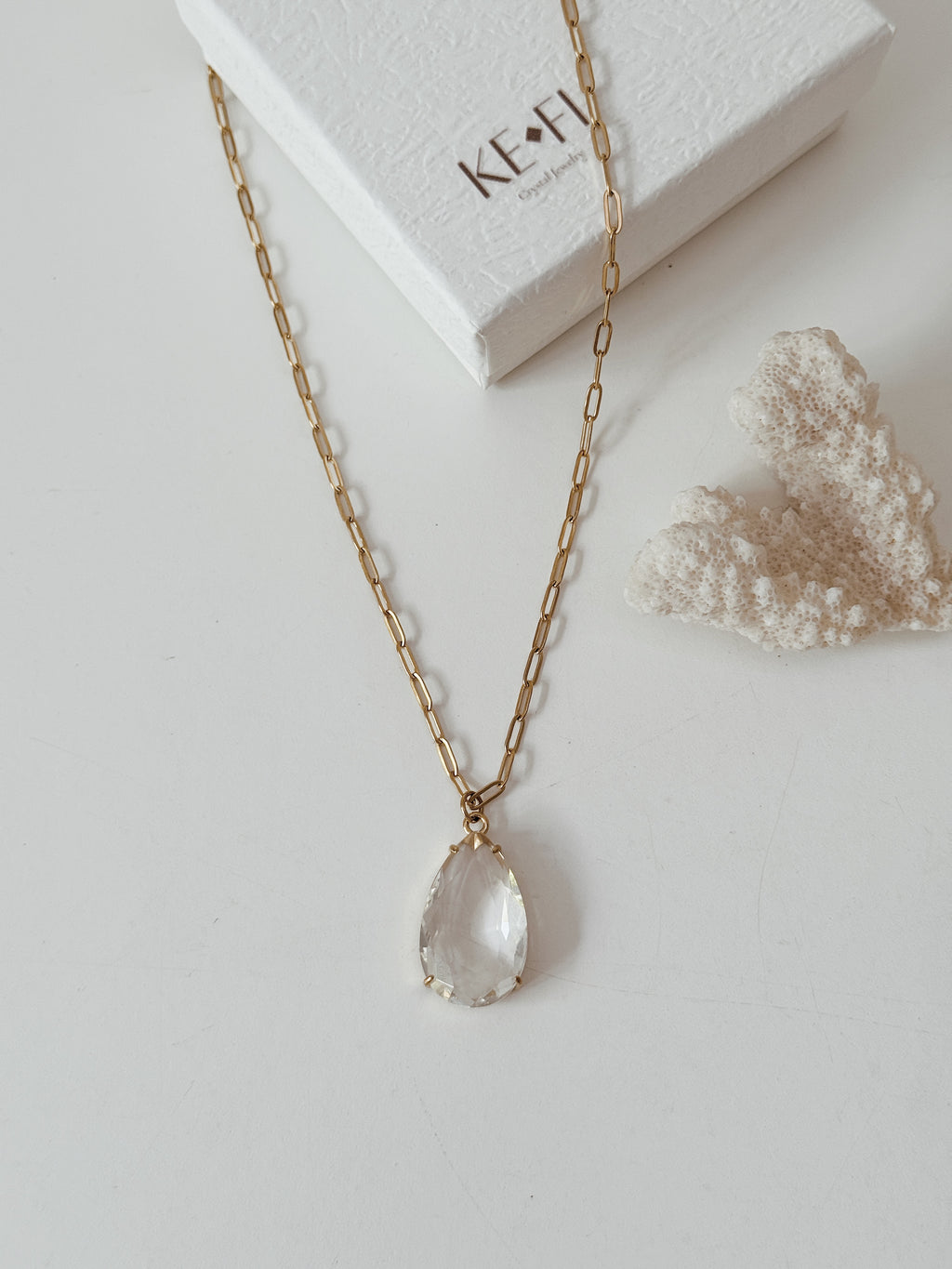 Colar gota cristalina | quartzo cristal