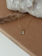 Colar mini Inicial