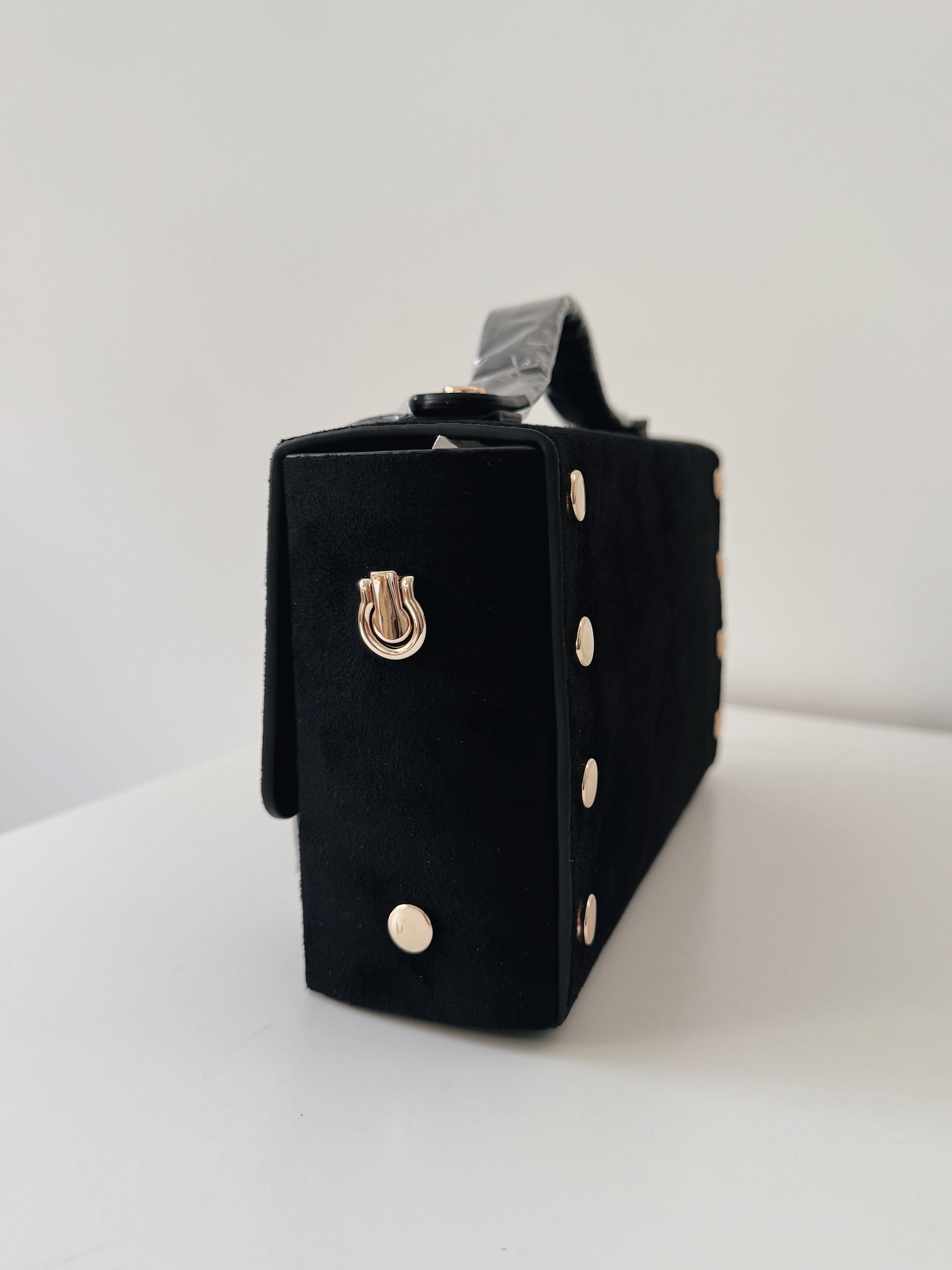 Mala Regina Schrecker |  camurça black