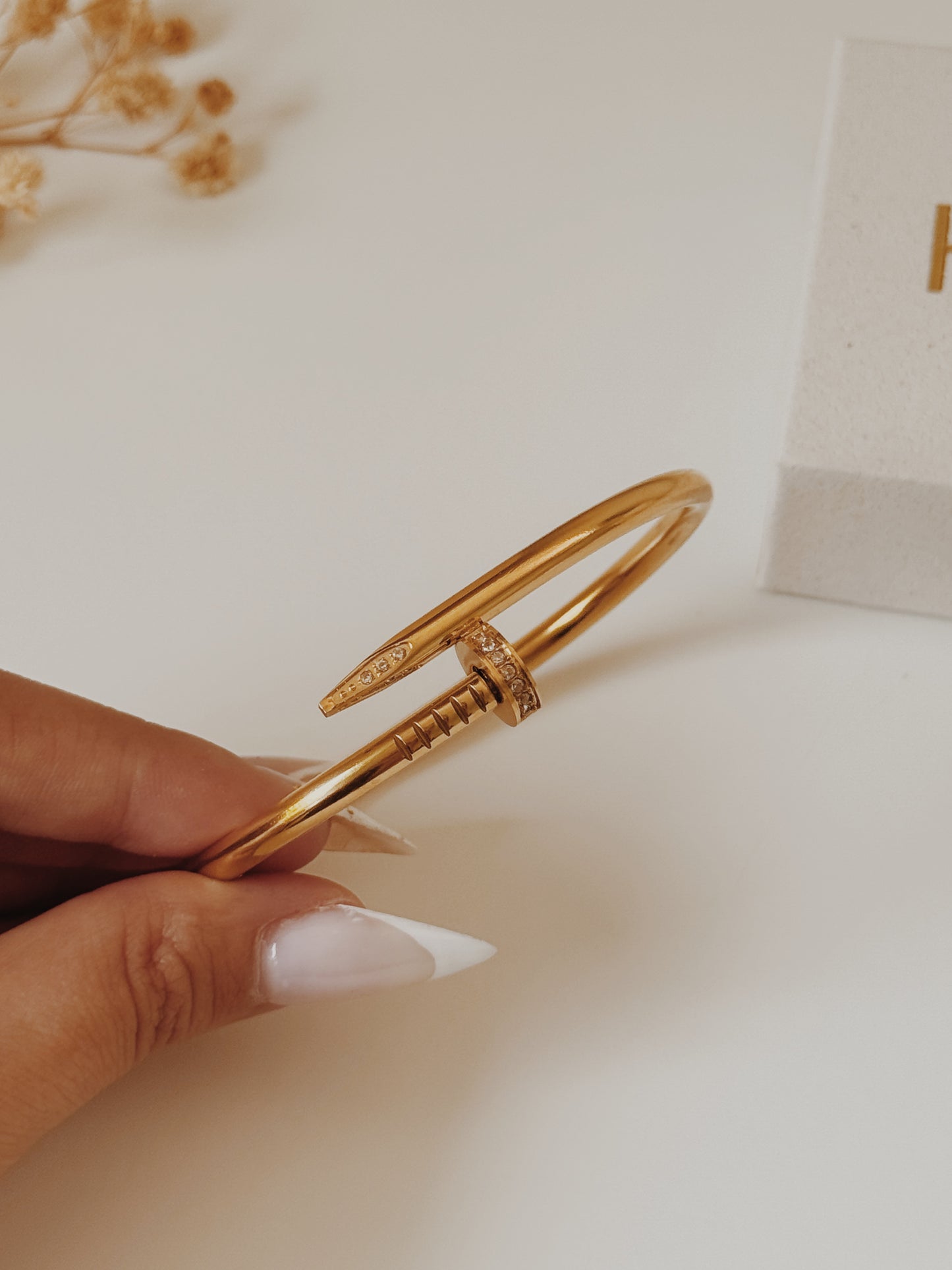 Pulseira prego zirconias