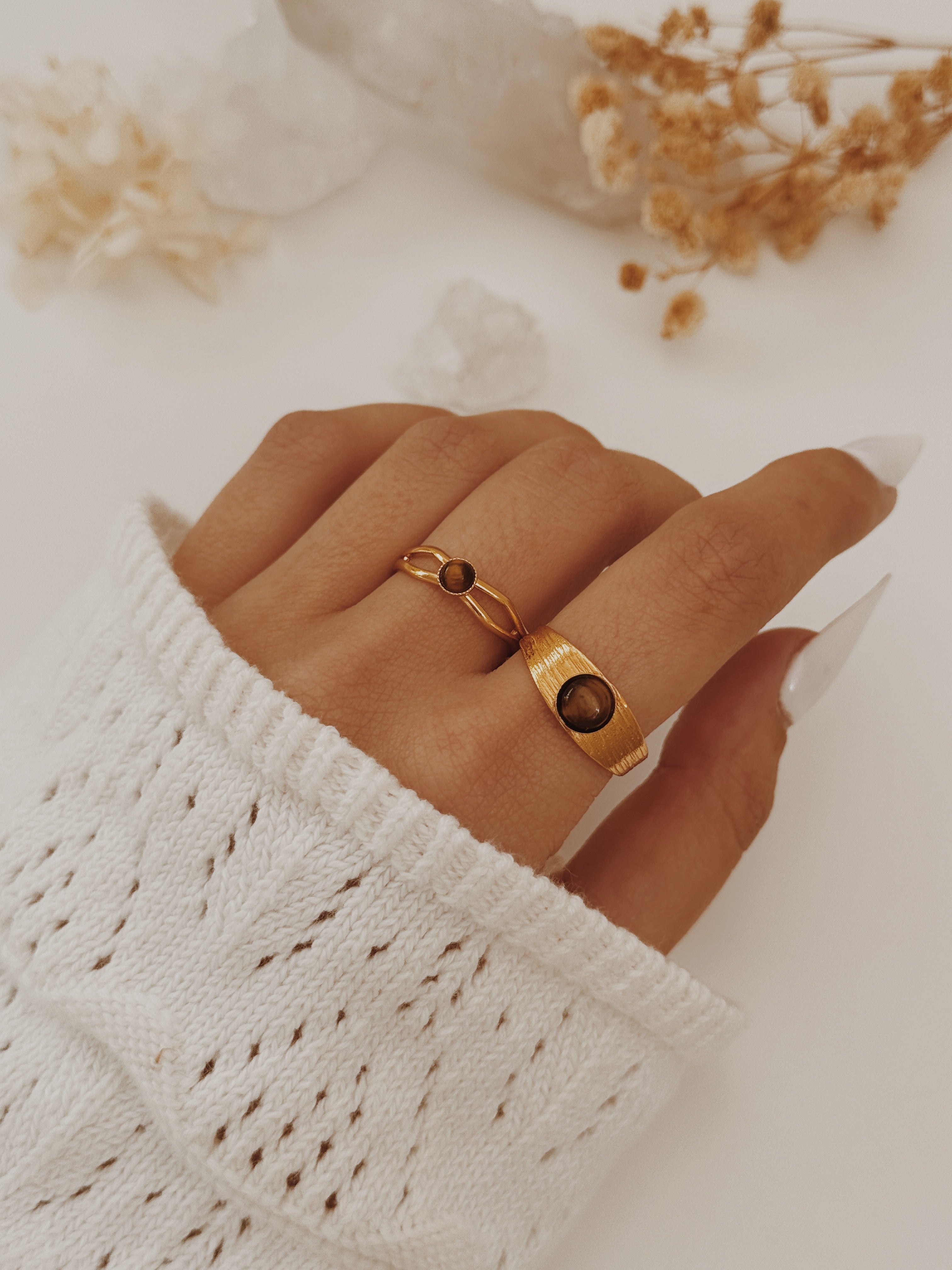 Anel Dahlia