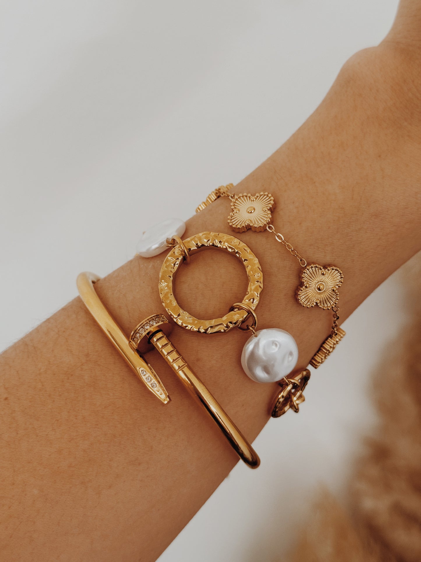 Pulseira prego zirconias