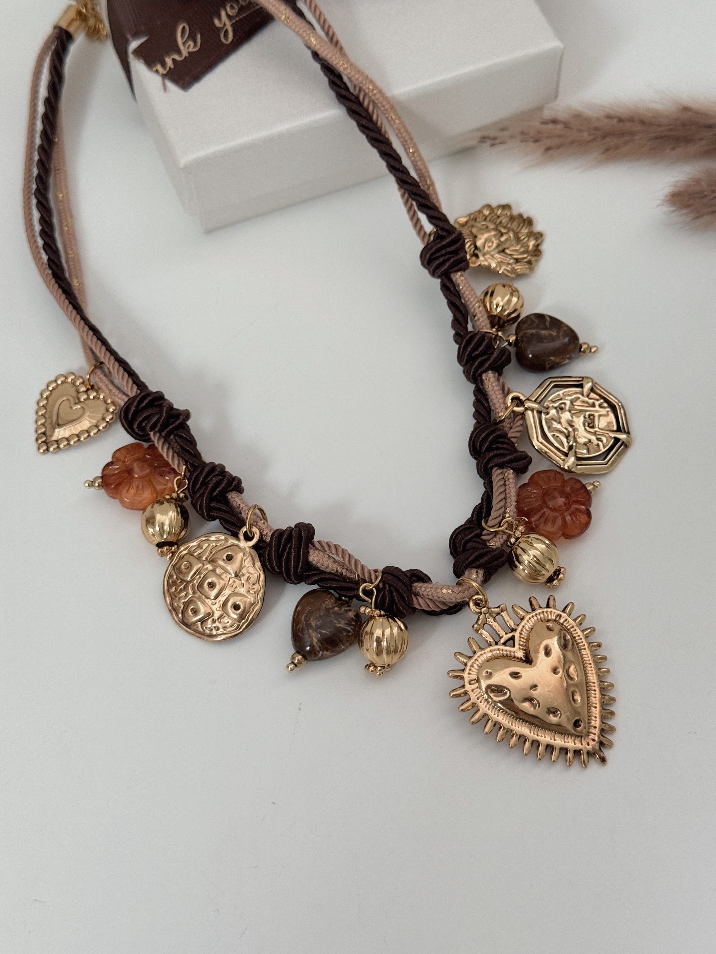 Colar Charm Love
