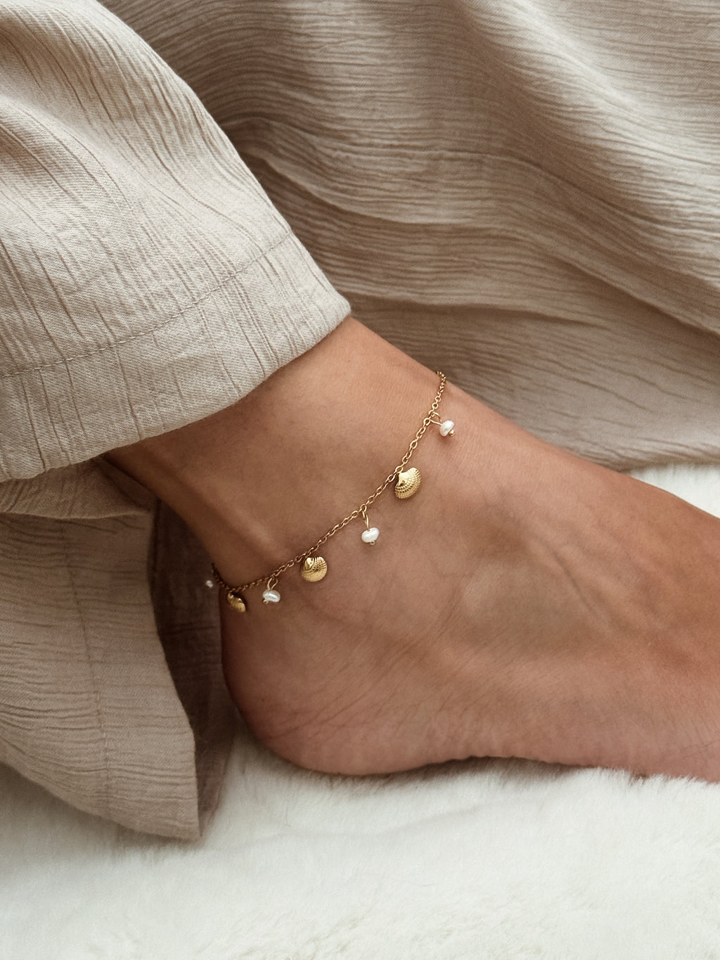 Pulseira de pé | mini conchas