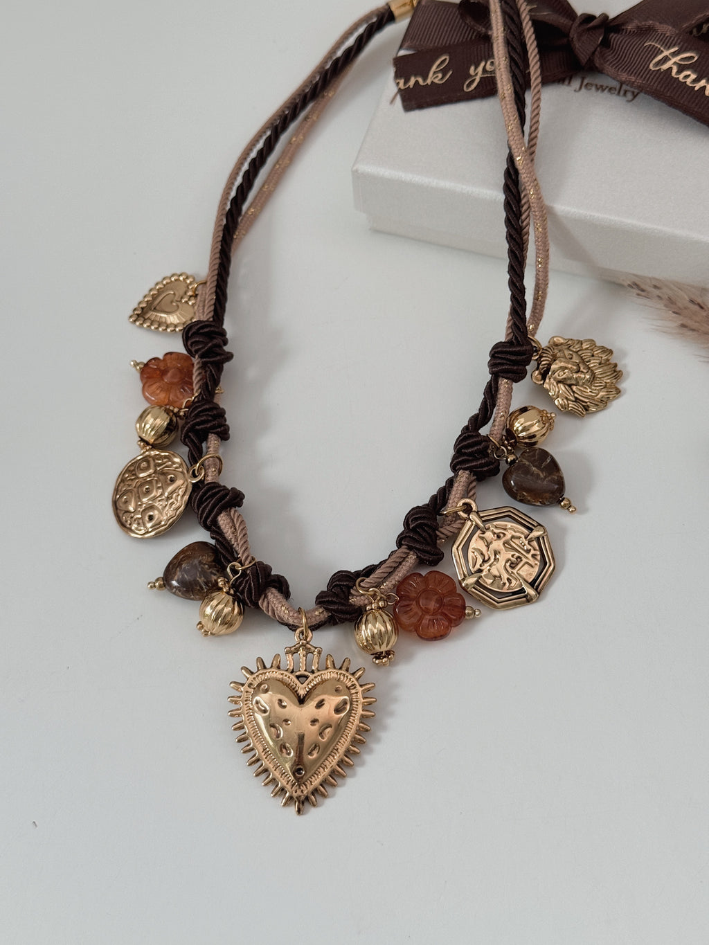 Colar Charm Love