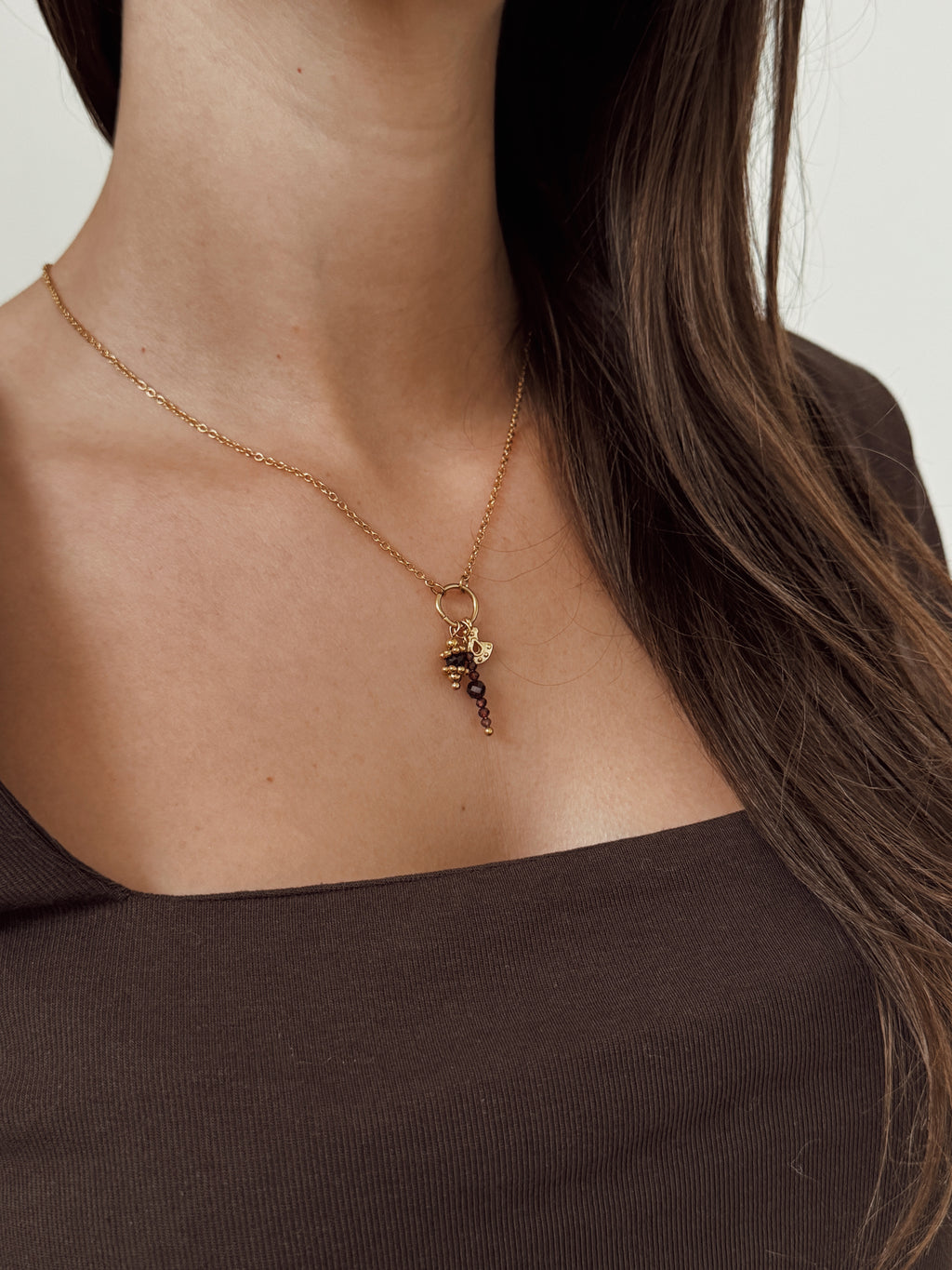 Colar Amuleto Poder ( granada )