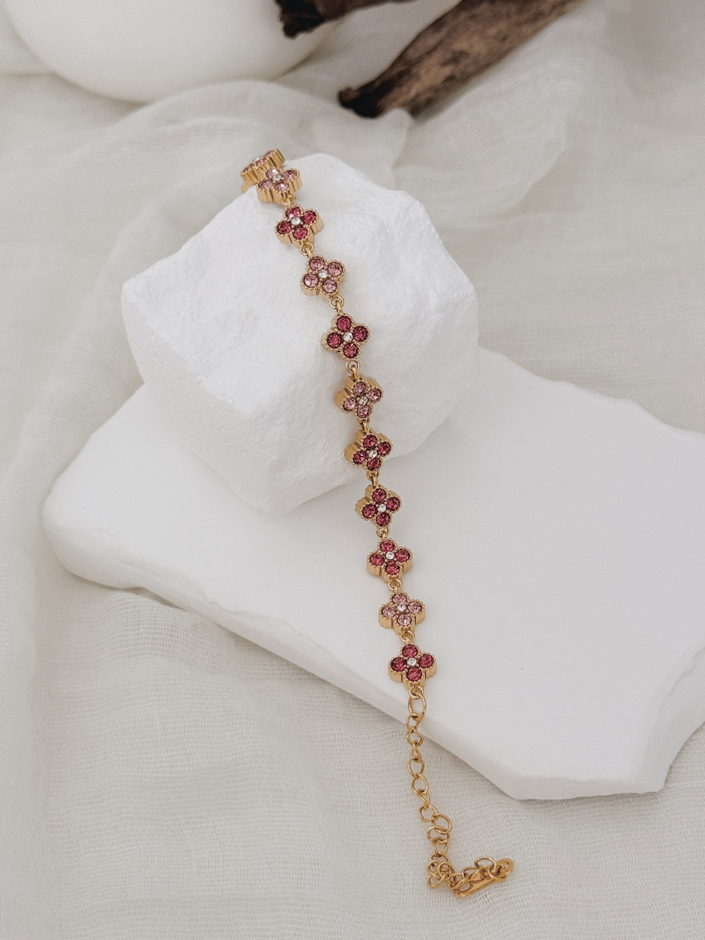 Pulseira Golden Clover | rosa