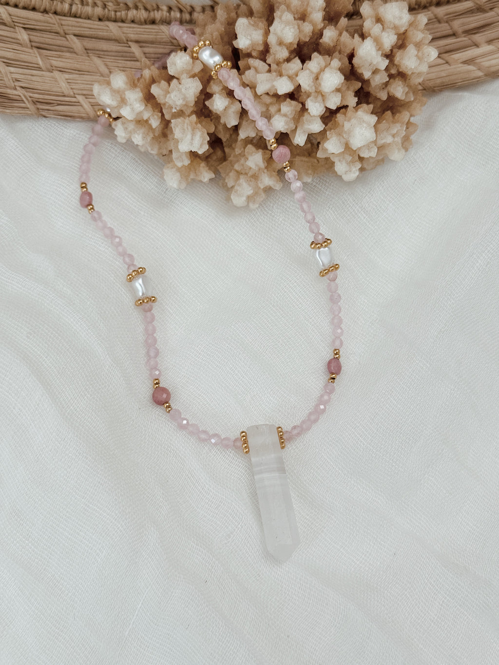 Gargantilha Alma Rosa | quartzo rosa