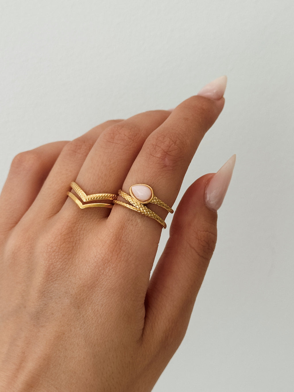 Anel Serpente | Quartzo Rosa