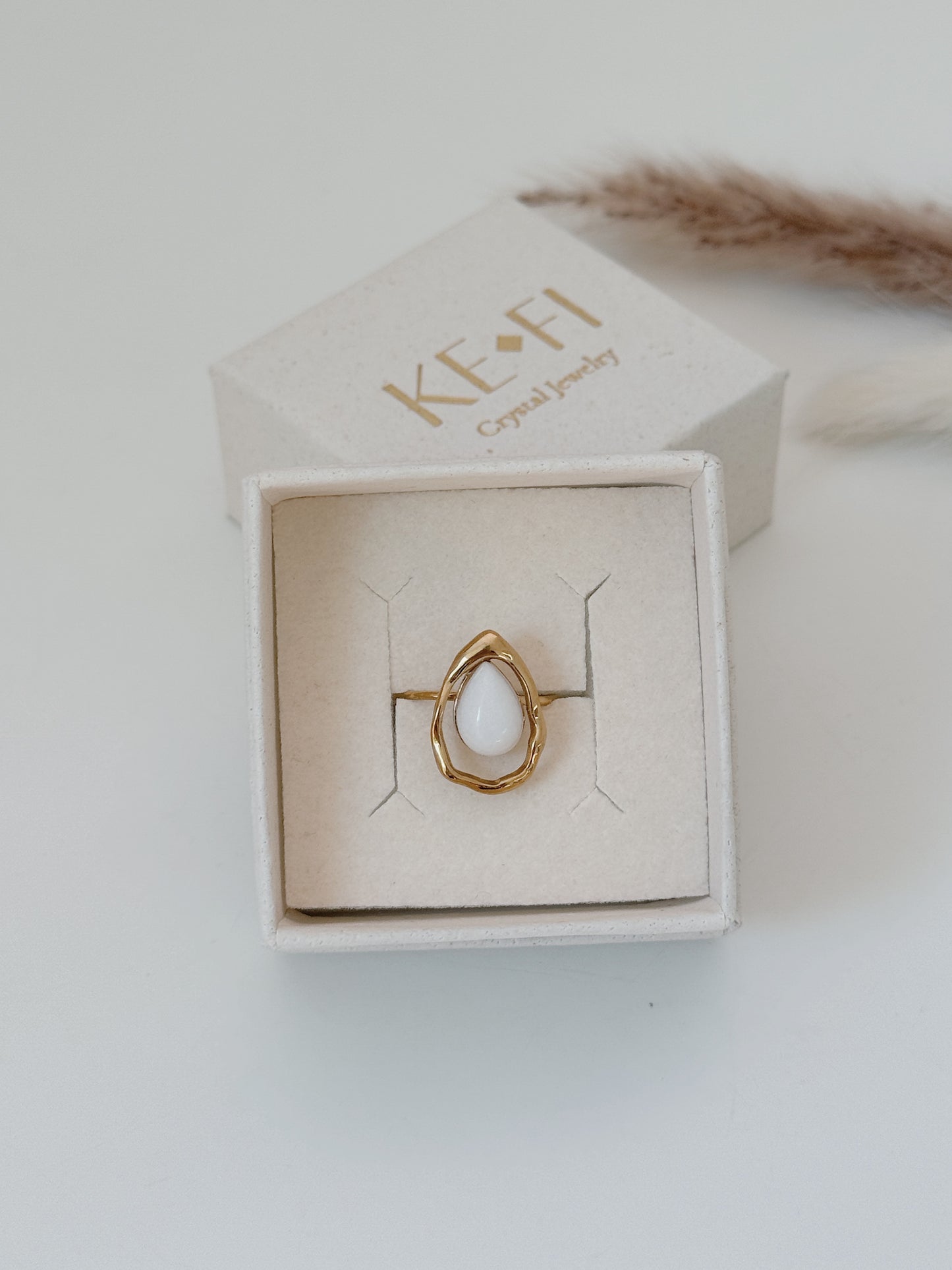 Anel gota dupla Pedra da Lua dourado