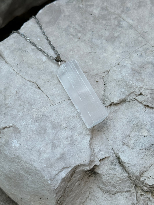 Colar Selenite