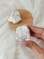 Howlite em bruto