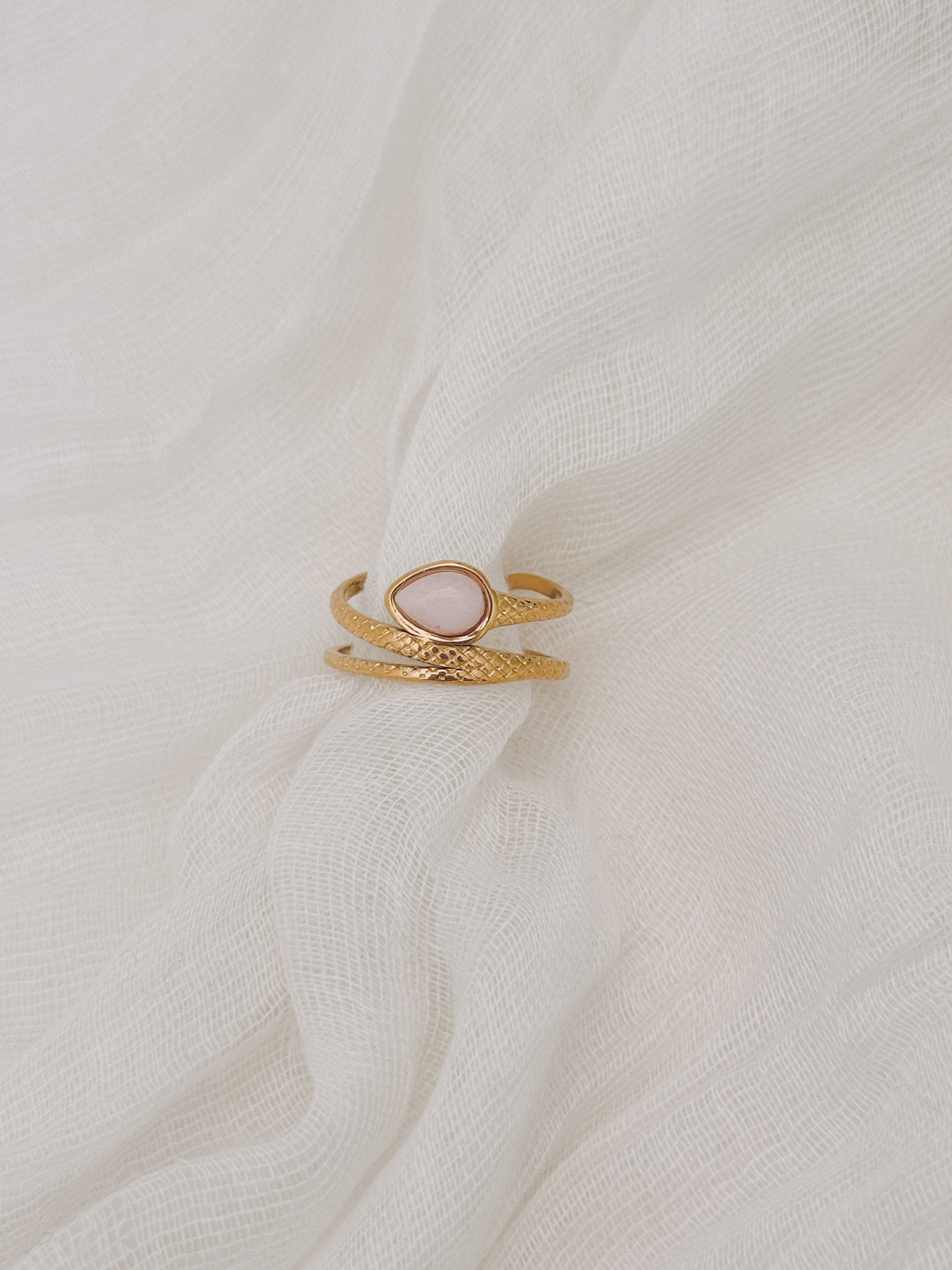 Anel Serpente | Quartzo Rosa